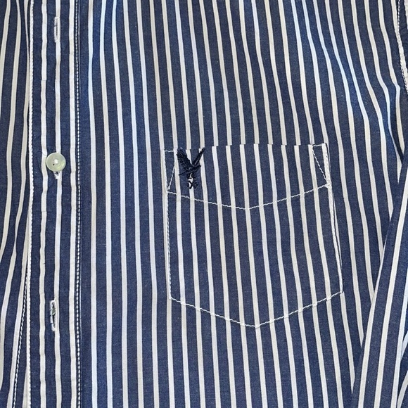 U. S. Expedition men’s long sleeve blue white stripe button down shirt - Picture 3 of 7